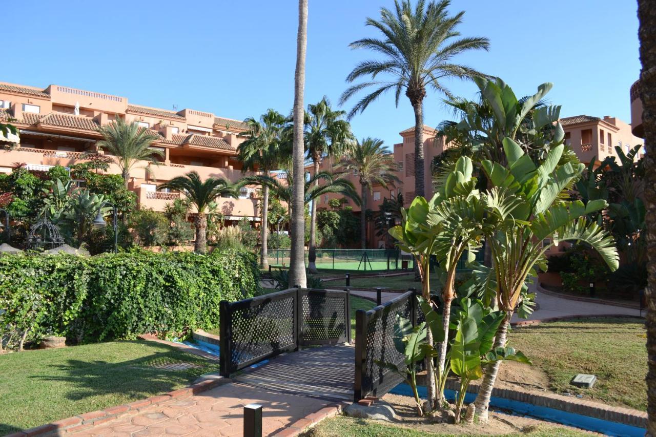 Apartementos Almerimar Golf Exterior foto